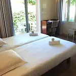 Vvf Golfe De Saint-tropez منتزه العطل 3*
