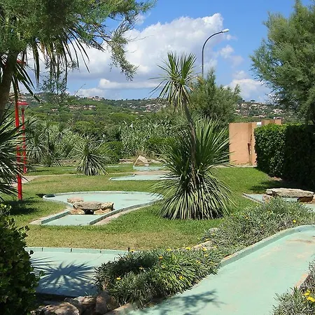 Vvf Golfe De Saint-tropez Kompleks wypoczynkowy 3*