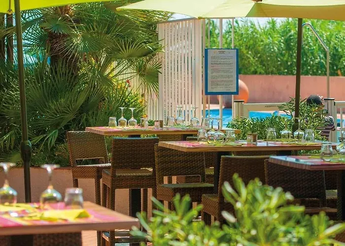 Vvf Golfe De Saint-tropez Holiday park Sainte-Maxime