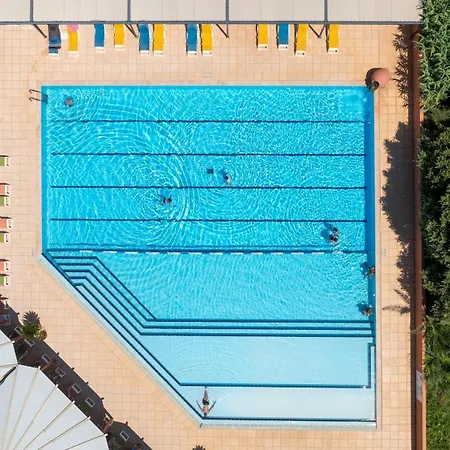 Vvf Golfe De Saint-tropez 3*