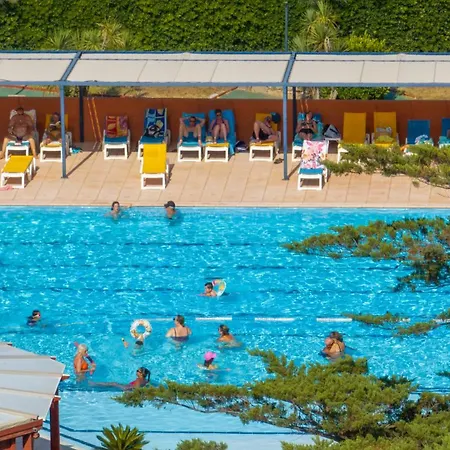 Vvf Golfe De Saint-tropez 3* Sainte-Maxime