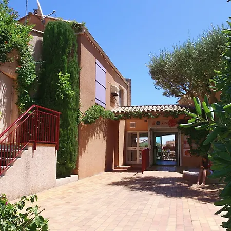 Vvf Golfe De Saint-tropez Holiday park Sainte-Maxime