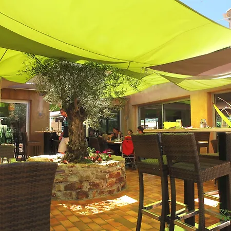 Vvf Golfe De Saint-tropez 3*