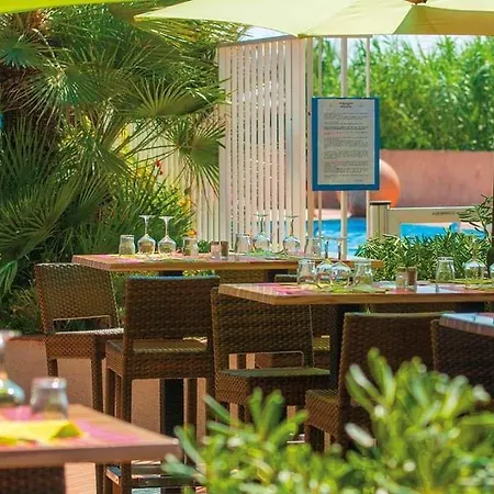 Vvf Golfe De Saint-tropez Holiday park Sainte-Maxime