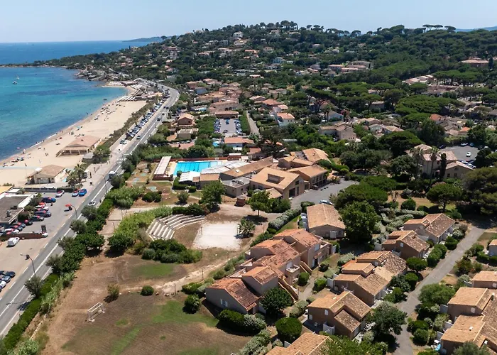 Vvf Golfe De Saint-tropez 3* סן-מקסים