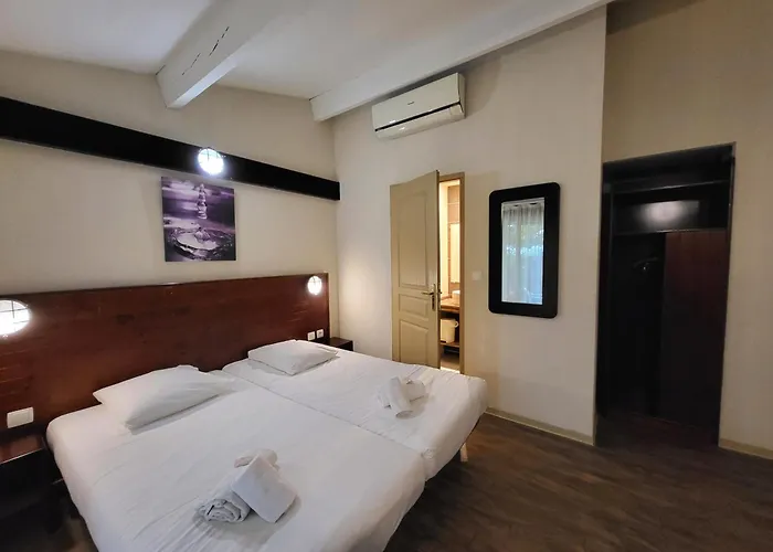 Vvf Golfe De Saint-tropez סן-מקסים