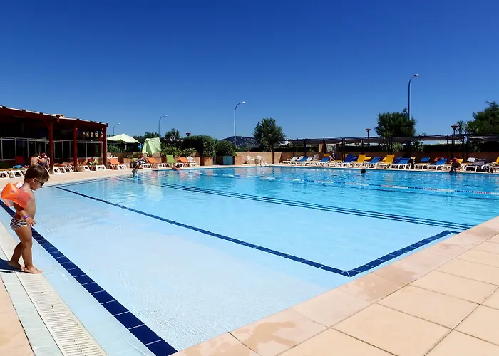 Vvf Golfe De Saint-tropez פארק נופש