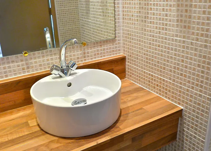 Vvf Golfe De Saint-tropez פארק נופש 3*