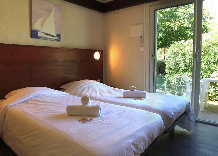 Vvf Golfe De Saint-tropez 3* Сент-Максім